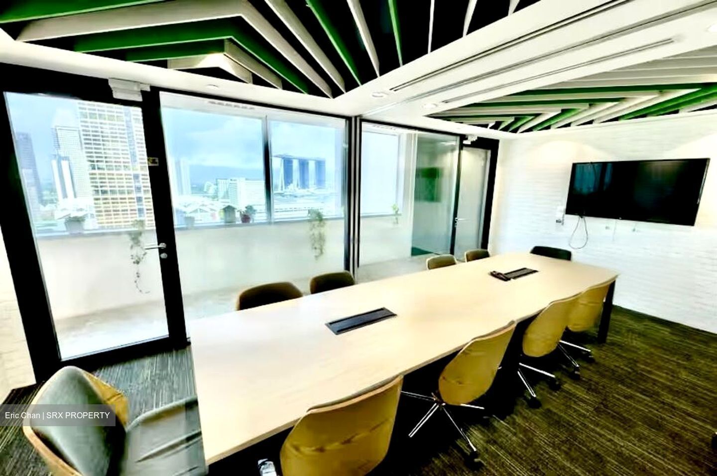 City Hall MRT (D6), Office #466550211